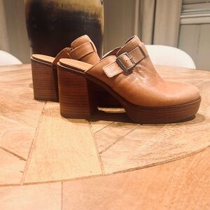 Lucky Brand Tan Leather Mules with Buckle